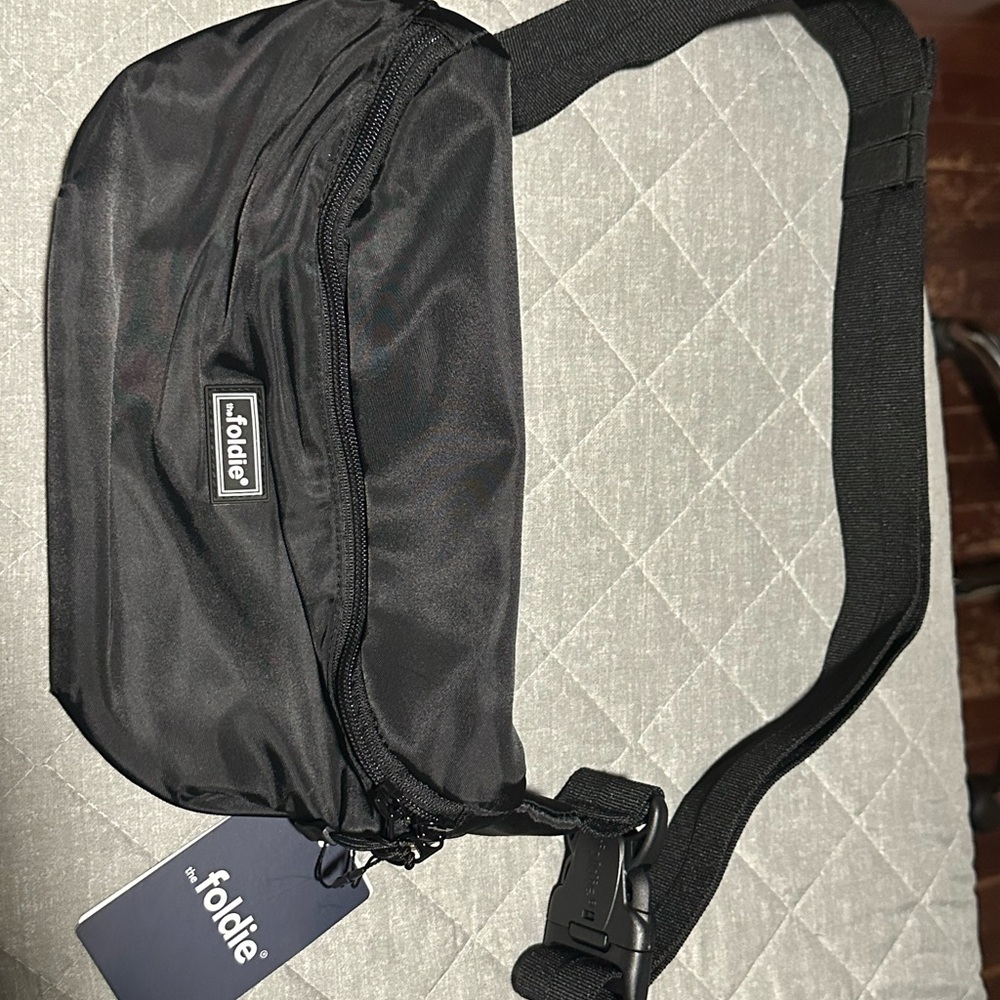 The Foldie Crossbody Bag Black